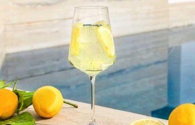 Limoncello Spritz